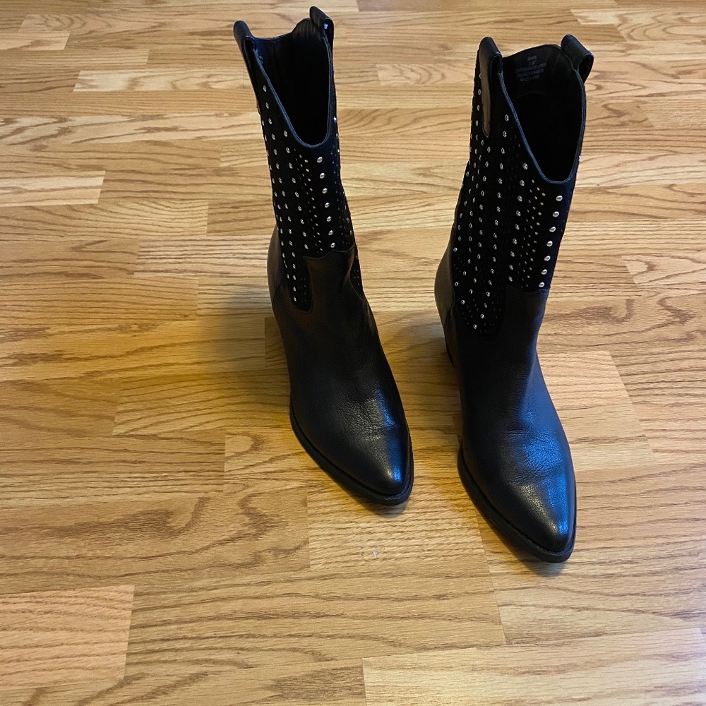 Reba McEntire leather boots